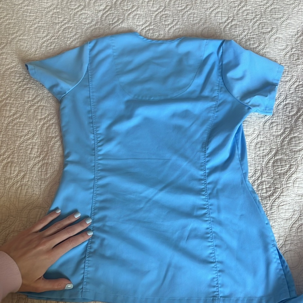 Grey’s Anatomy Scrub Set - Picture 9 of 10